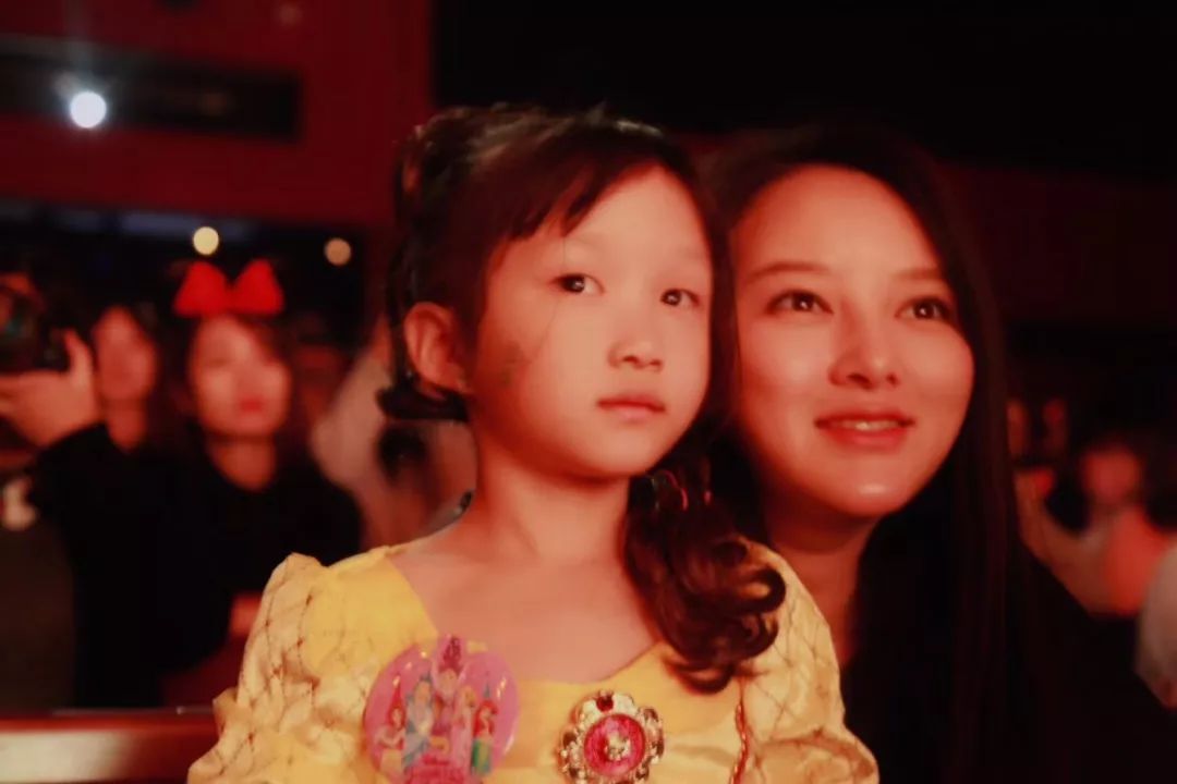 香港迪士尼必玩攻略,香港迪士尼攻略一日游最新一期