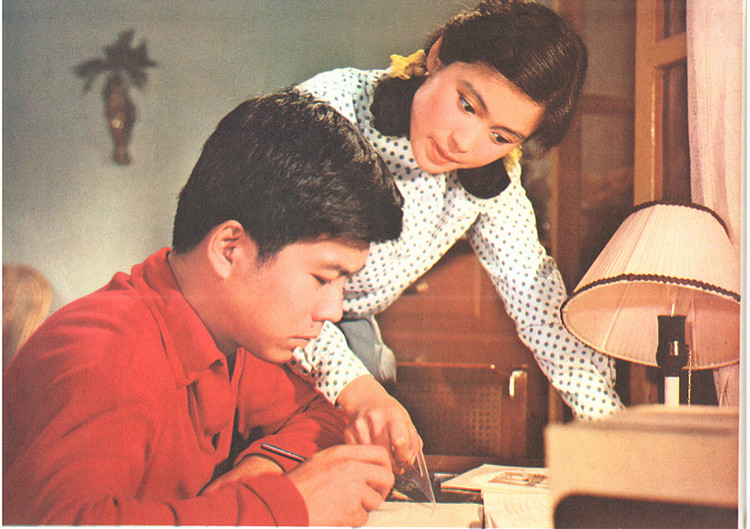 80年的怀旧电影满满的乡愁,回忆儿时的乡村电影