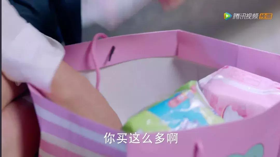 灰姑娘的故事说100年不厌,还不是心里怀揣一个李泽言么