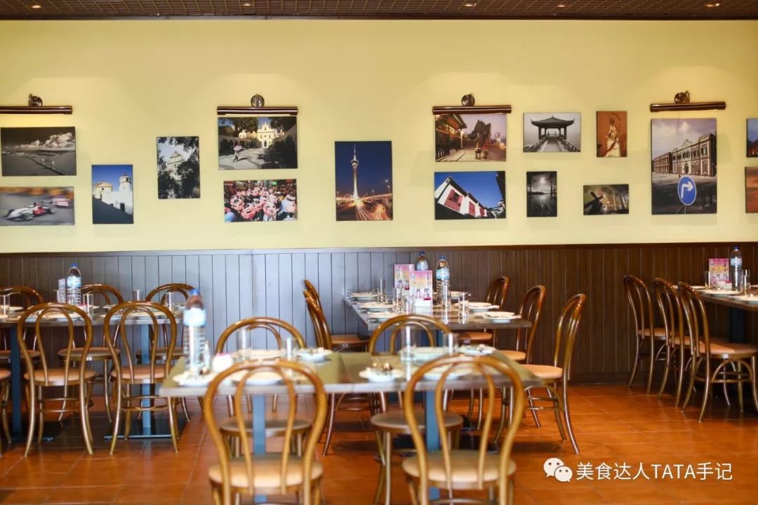 一不留神就掉进坑里,一不留神就会掉进一个大坑