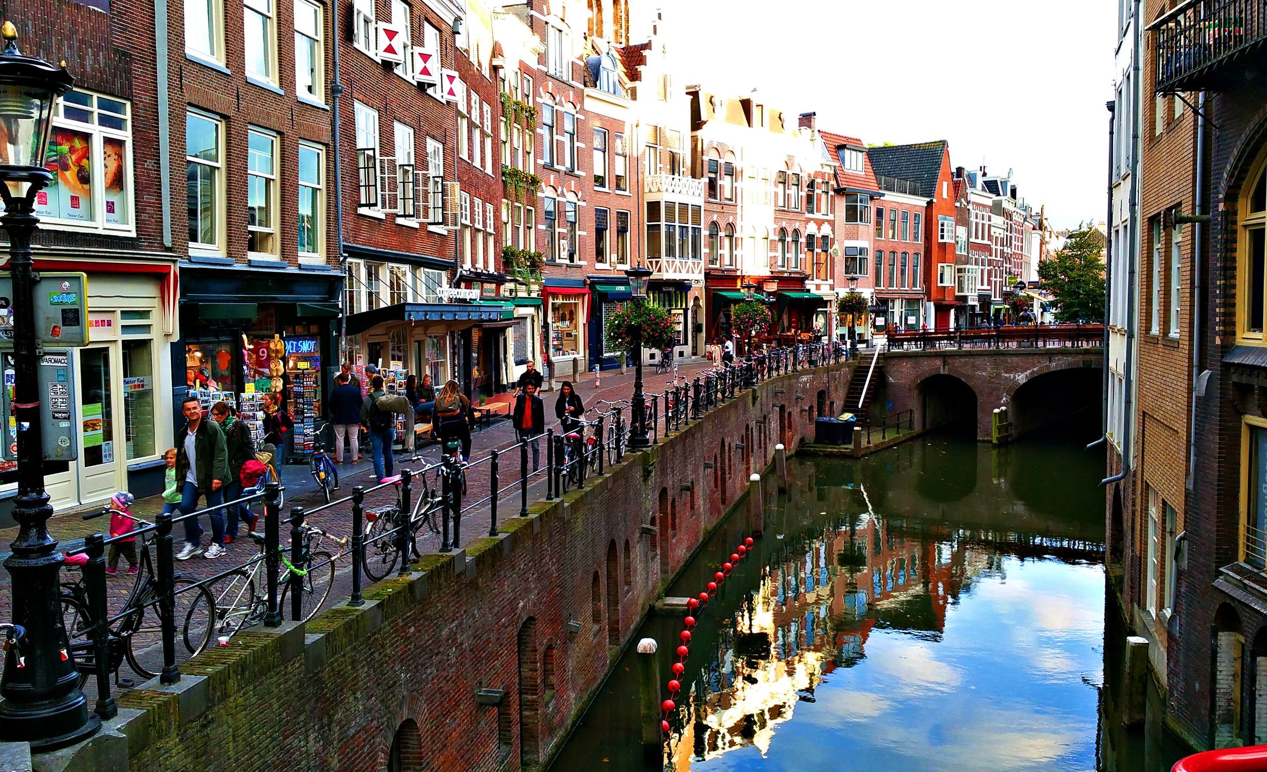 荷兰梦幻旅游景点,荷兰最美十大小镇