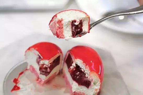 用一次性杯子喝咖啡喝出痰,用一次性杯子喝咖啡