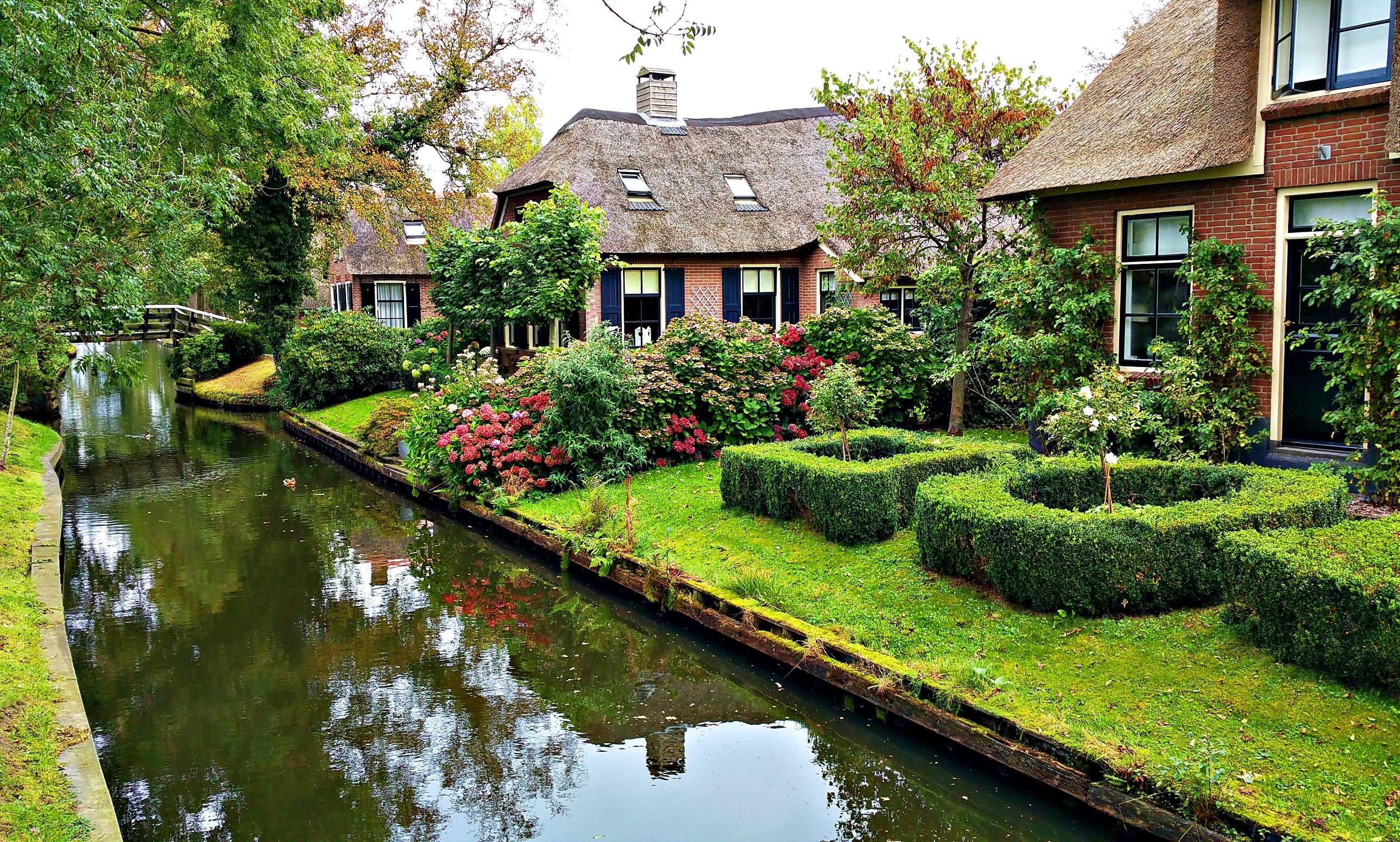 荷兰威尼斯旅游,尽情的体验异域威尼斯的水乡风情