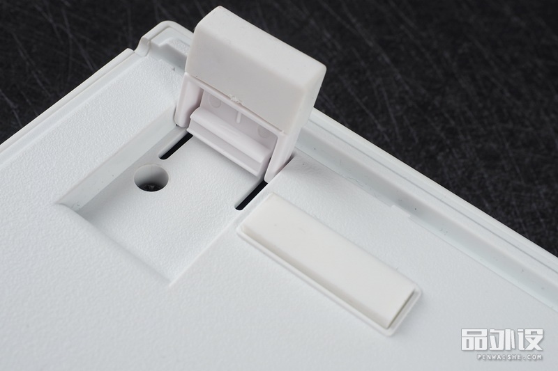 凯酷kc104rgb机械键盘多少钱,凯酷104黑轴机械键盘