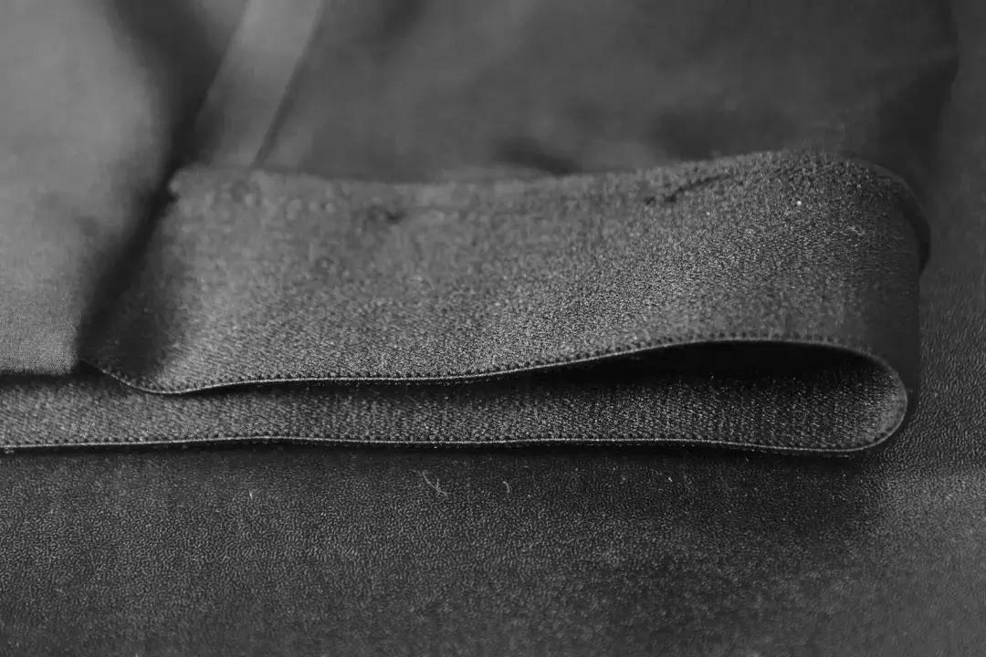 我们穿着Nike这套超保暖运动服,下雪天出门跑了三圈