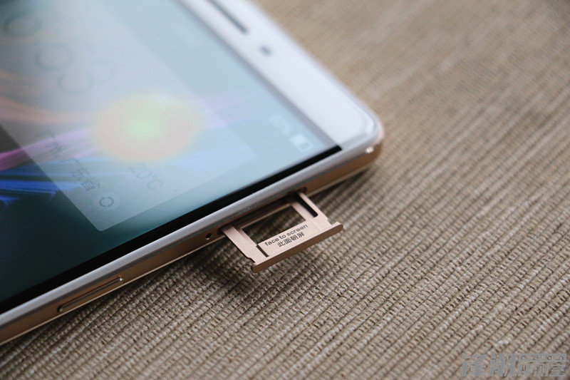 优雅与暴力的完美结合体,oppor7和oppor7plus对比