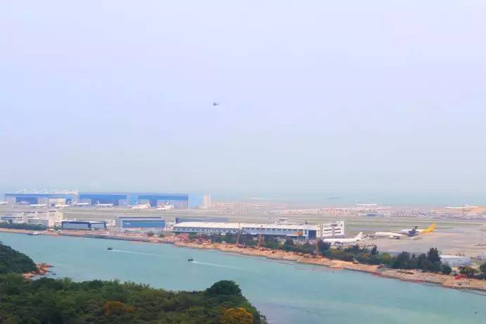 妈妈咪咪嘉年华的欢乐体验和香港郊区的生态怡然之旅