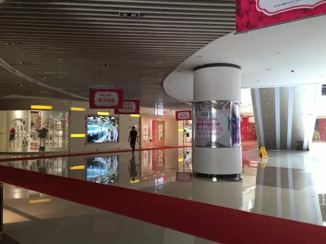 华南城奥特莱斯和茶园奥特莱斯,新田城首创奥莱