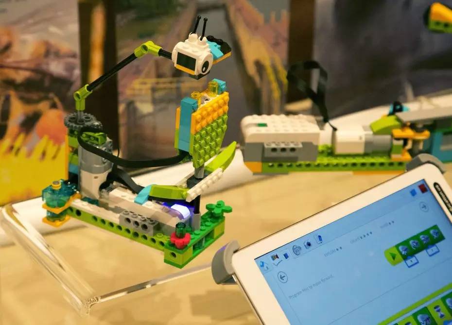 乐高wedo2.0零件清单,乐高wedo2.0避障机器人