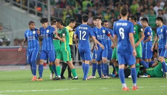 比张晓彬更令人愤怒的是部分京媒，护犊的属性为国安招无数黑