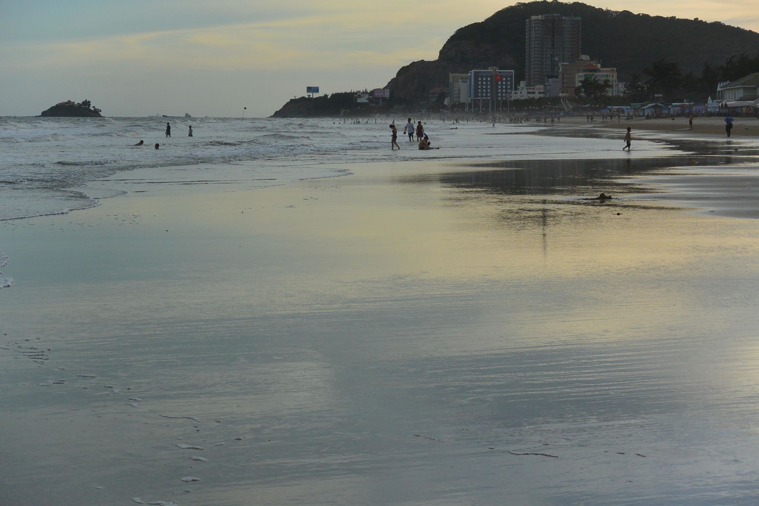 越南海滨度假城市,越南头顿海边