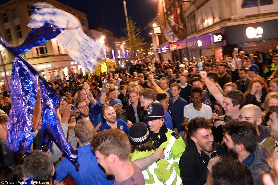 莱斯特孤僻性格,莱斯特城英超夺冠阵容名单