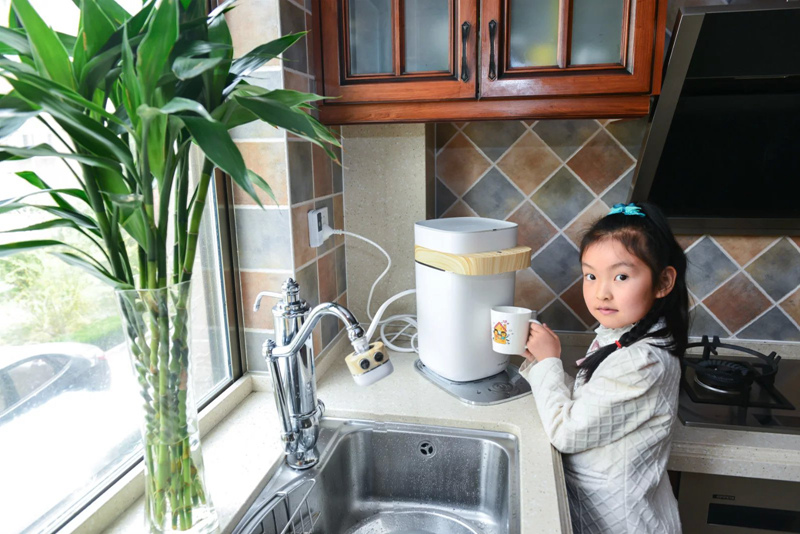 小米净水器直饮加热一体机测评,艾肯净水器和小米通用吗