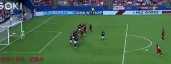 震惊足坛的十大任意球,遁地术慢镜头