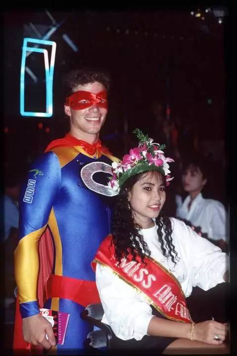 用套套挽救770万人生命!这个75岁泰国老头做到了!