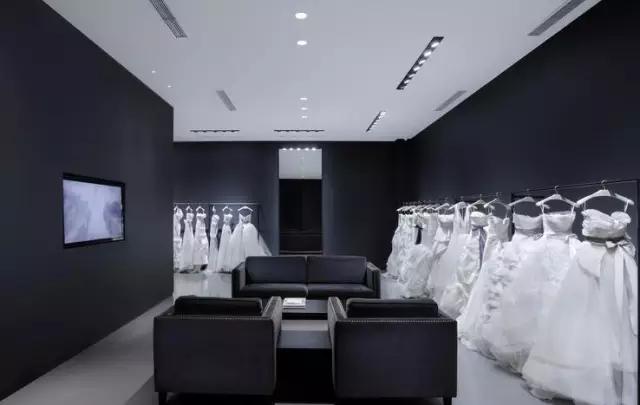 成都最新探店,成都老街冒出一家酷炫潮店