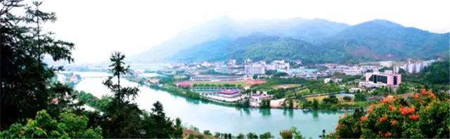 广州寄宿初中学校学费一览表,广州最贵小学学费排行榜