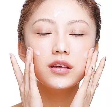 国产化妆品祛斑美白排行榜最新,27批次不合格化妆品名单