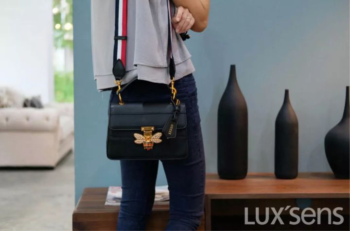 gucci广州瑰丽,gucci经典包包超mini拼红