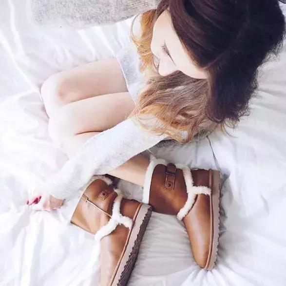 硬底不会塌的雪地靴推荐,今年流行的雪地靴测评推荐