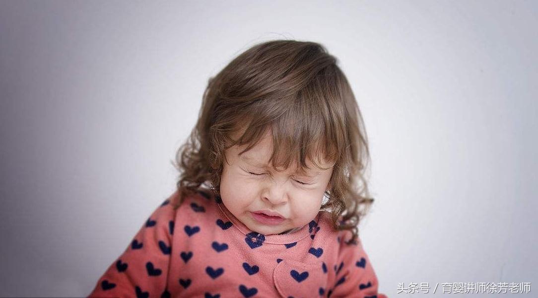 宝宝打喷嚏不一定是感冒,7种原因来对照下,妈妈们快来收藏