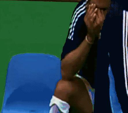 紫百合巴蒂纪念球衣,战神巴蒂率领紫百合重返意甲