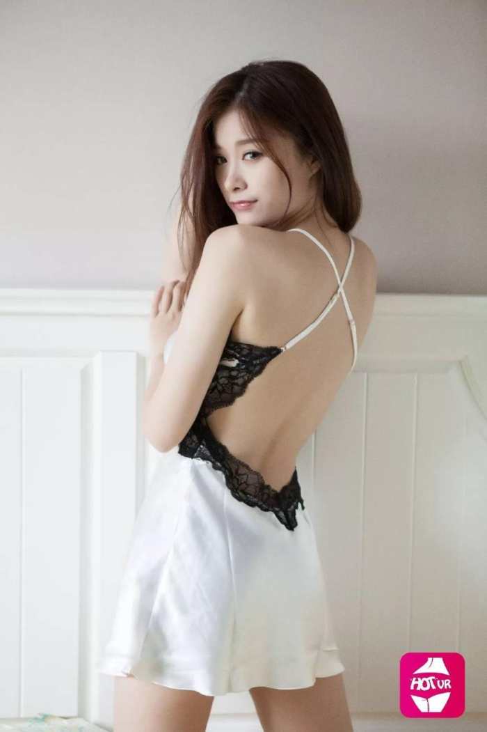 Hot女郎第一期——“邻家女神”菲菲