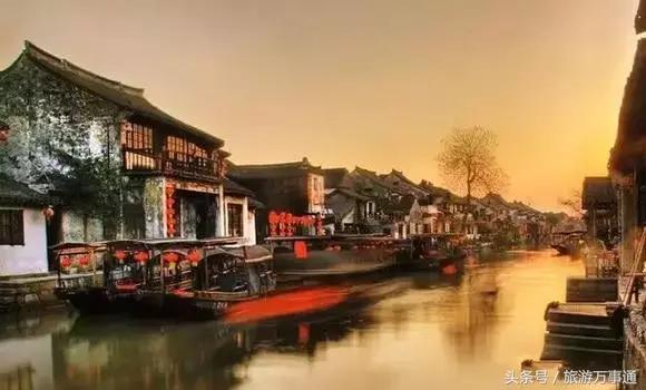 来新市古镇感受浓浓的年味,新春走基层古镇寻风情年味扑面来