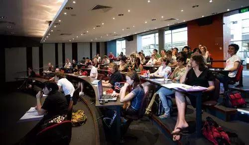 澳洲的先进教育,澳洲教育偏英式还是美式