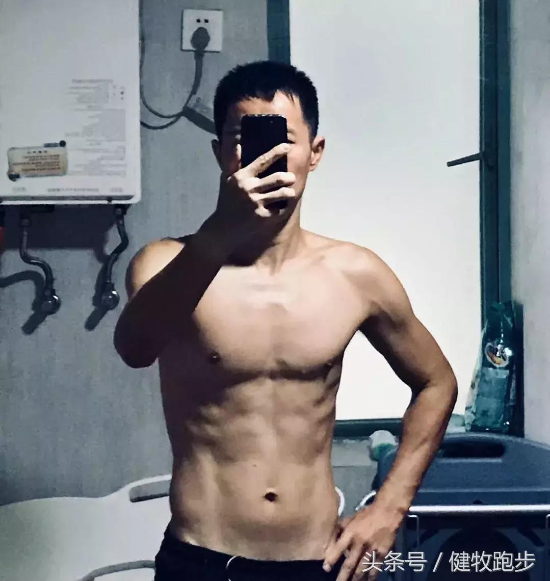 小金鱼，非凡的港百｜愉悦先生的非凡赛记