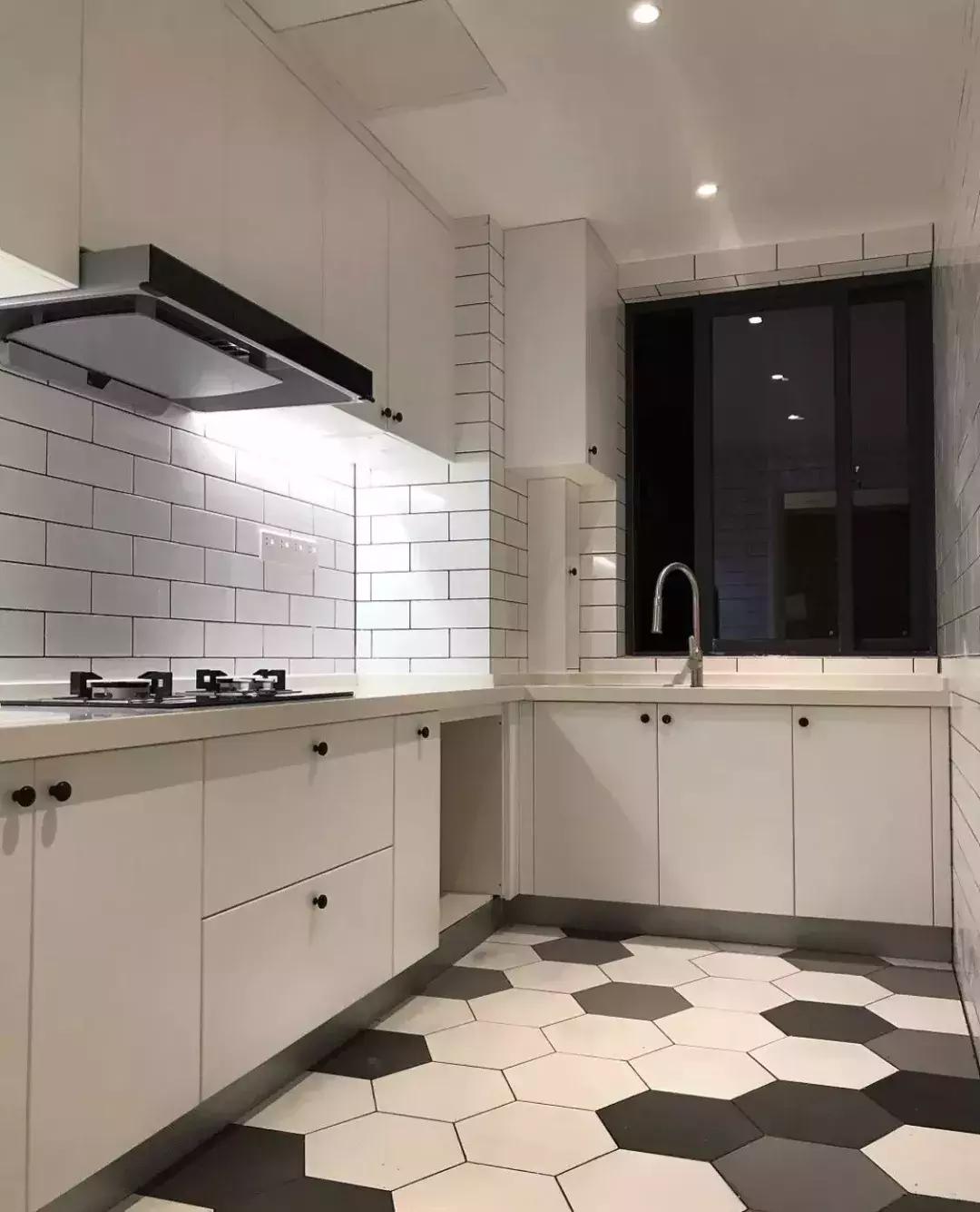 装修北欧风瓷砖,装修风格北欧地板