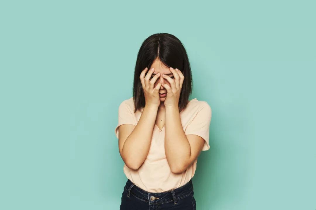 我今年11岁可是有黑眼圈怎么办,十岁女孩一直有黑眼圈怎么治好