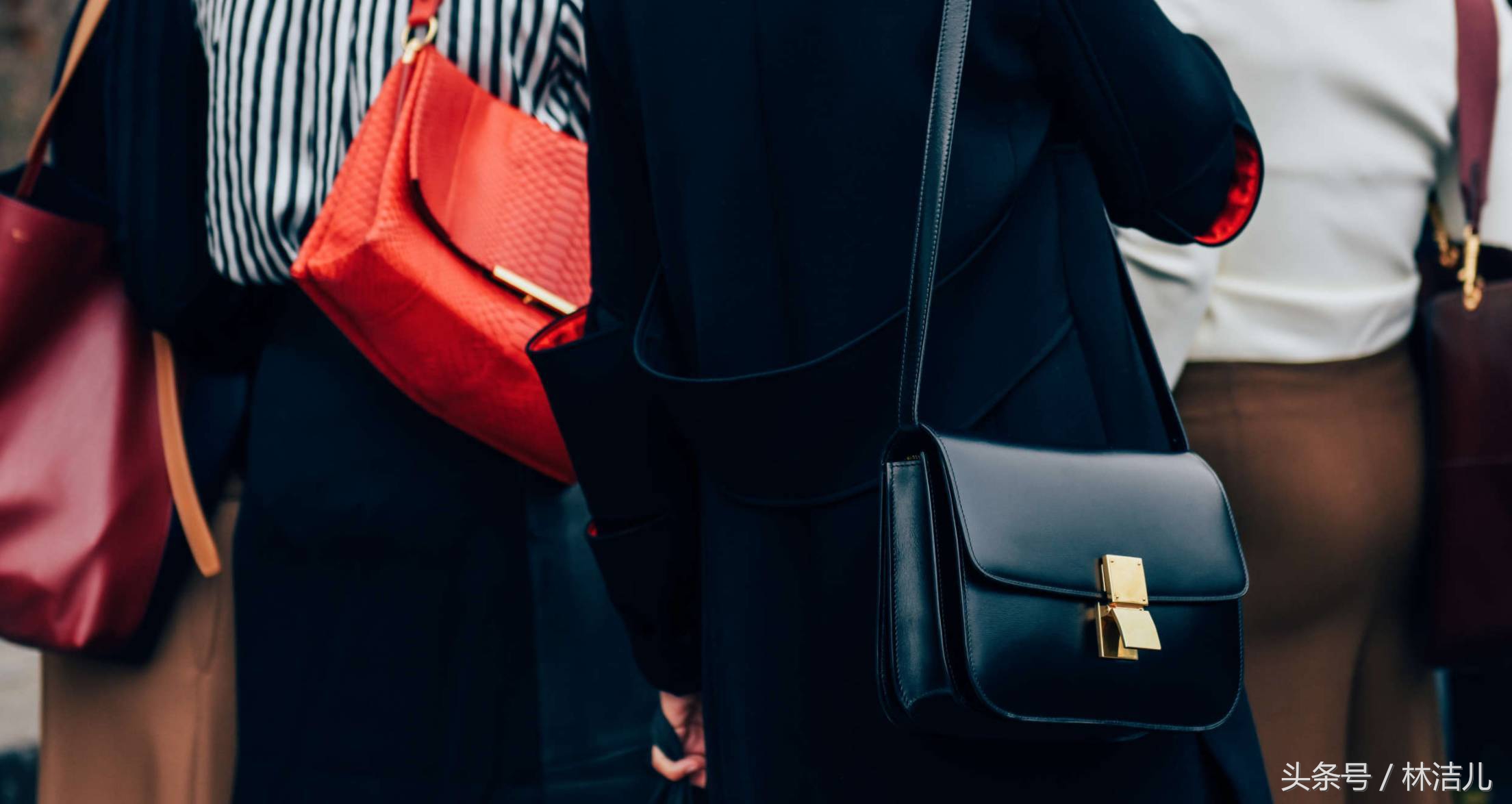 这个女人太强大了，她设计的所有包都成了爆款，连王菲都爱得不行