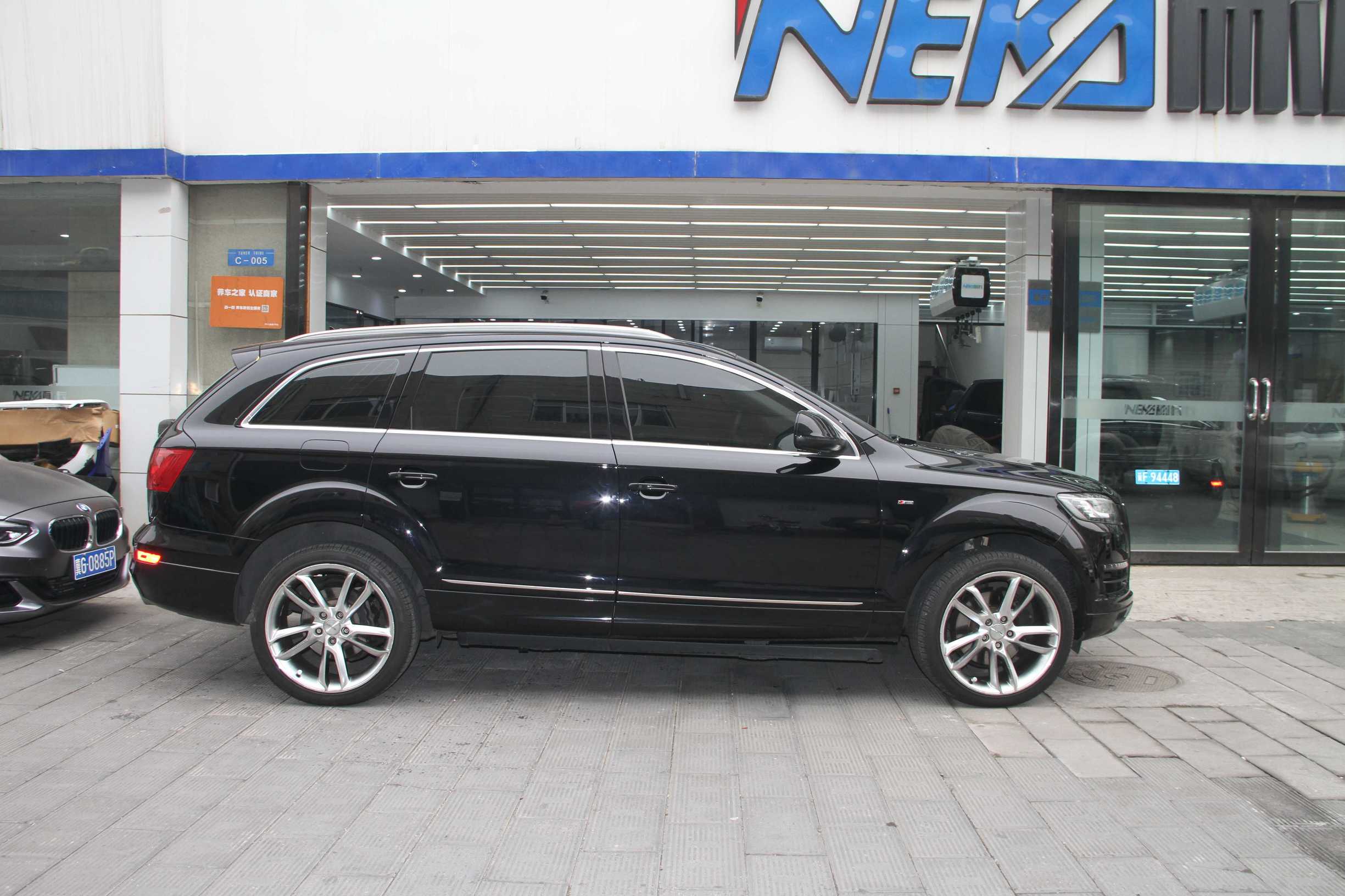 车子贴了隐形车衣可以镀晶吗,新车隐形车衣好还是镀晶好