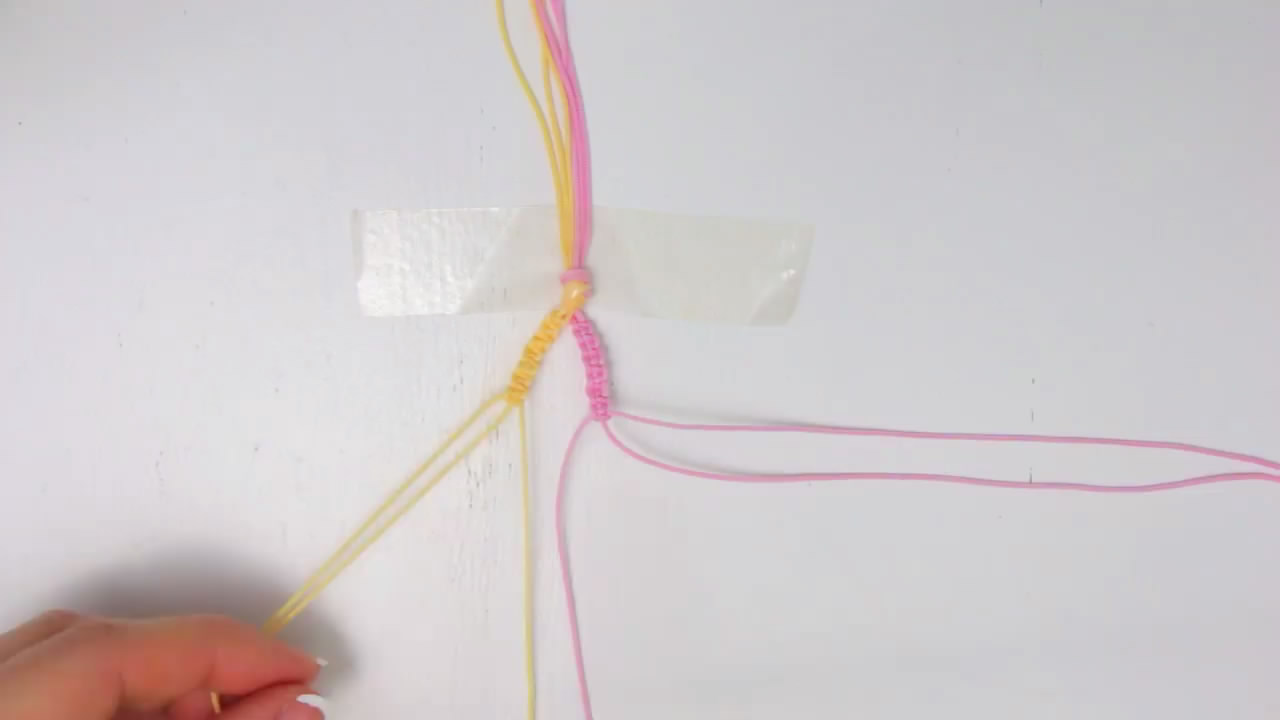 四种方法做手链,各种编织手链的做法