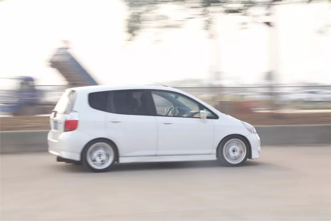 闆疯繀n1r鍗￠挸,闆疯繀n1鍗￠挸