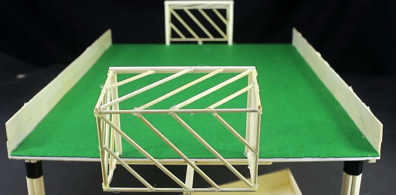 实况足球2000球员制作,实况足球如何两个真人踢球