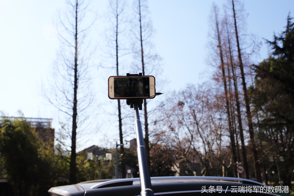 摄影用自拍杆技巧,手机自拍杆怎么连接手机拍照