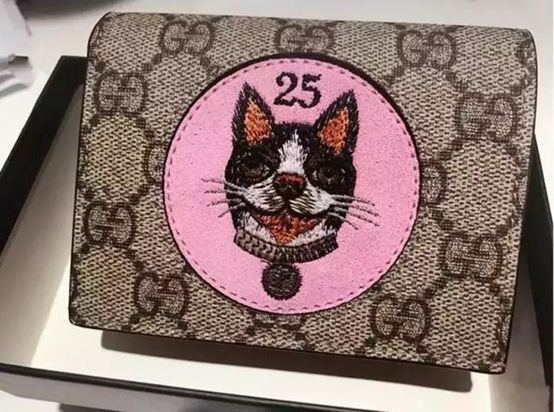 辣眼睛！你们国际大牌是不是对中国狗年有什么误解？