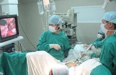 女孩18岁什么情况大出血,18岁女孩大出血是怎么了