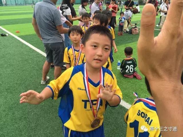 即使暂时不理解,也请给这个选择Hard模式的足球小将一点掌声