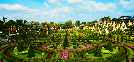 芭提雅大象村好还是东芭乐园好,芭提雅大象村和东芭乐园哪个好