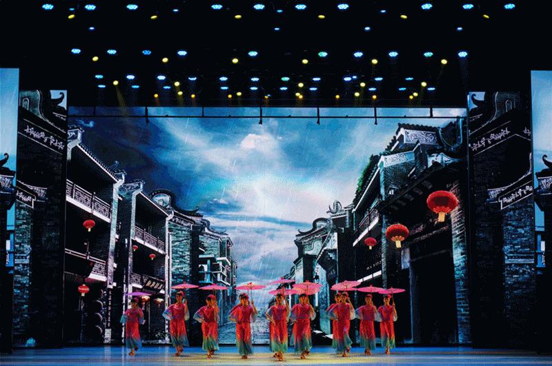 死海景区泡温泉,死海漂浮汤泉