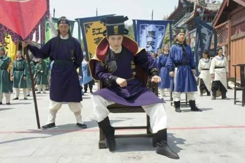 足球与中国的蹴鞠有什么关系,中国古代有蹴鞠为什么足球不行