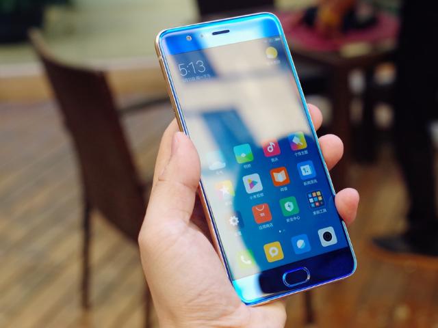 小米手机目前最值得入手的几款,小米手机目前最值得入手哪几款