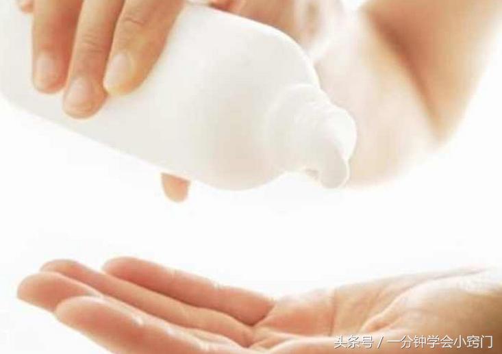 改善干枯毛躁令秀发更加光滑柔顺,用它让您的秀发柔顺光滑有光泽