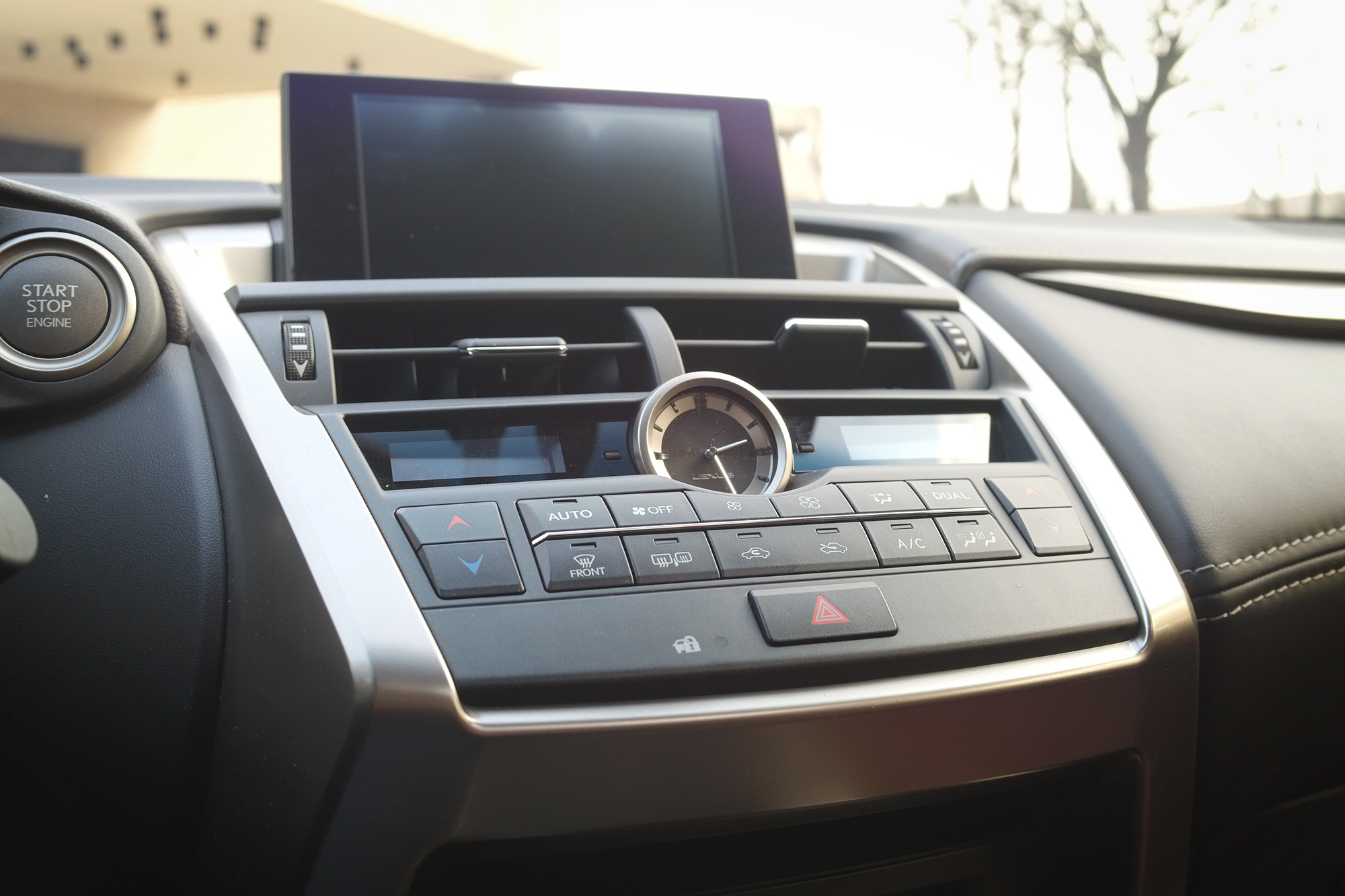 试驾德系suv,试驾雷克萨斯es混动版