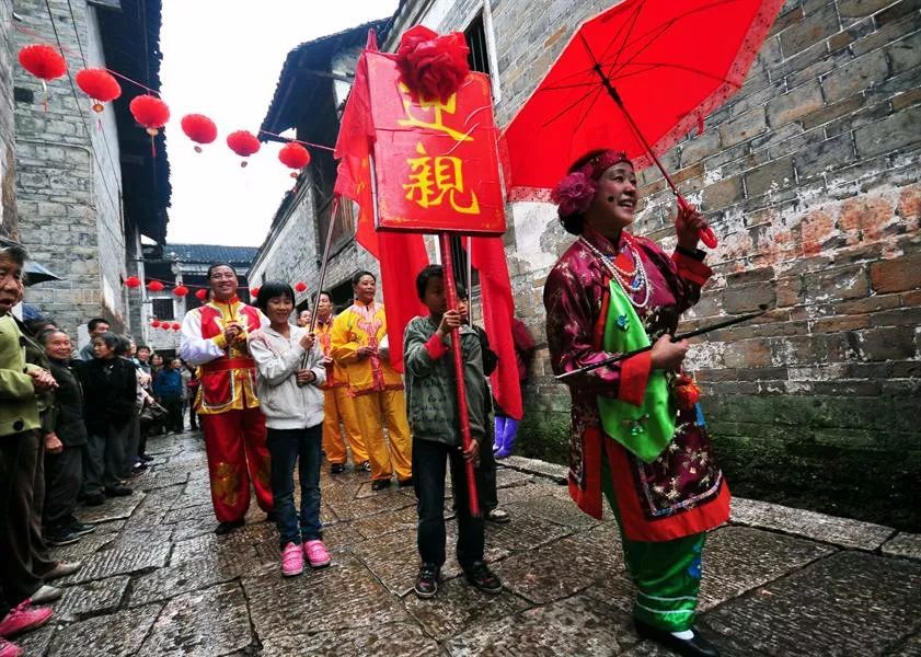 黄陂嫁女风俗大全,黄陂周岁回礼风俗