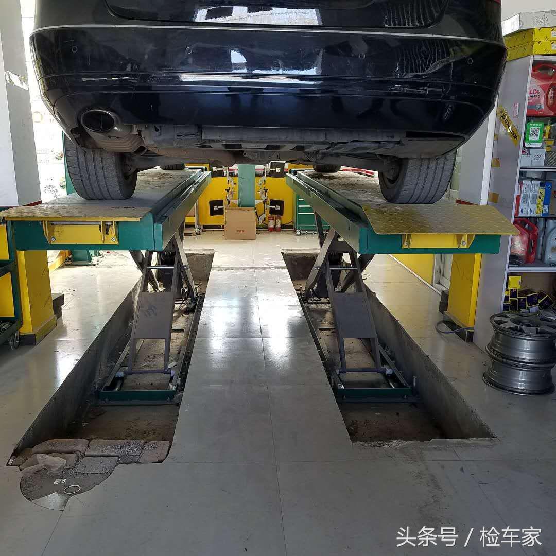 十二万公里的奔驰e200还能买吗,奔驰e200值不值得买