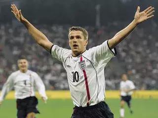 天下足球最催人泪下的文案,天下足球催泪文案大罗